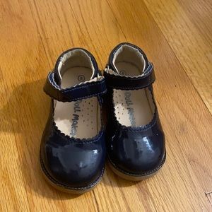 Toddler shoes